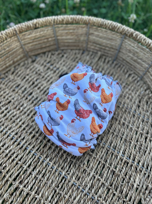 OS Serged Snapless Fitted (LW) - Barnyard Chickens