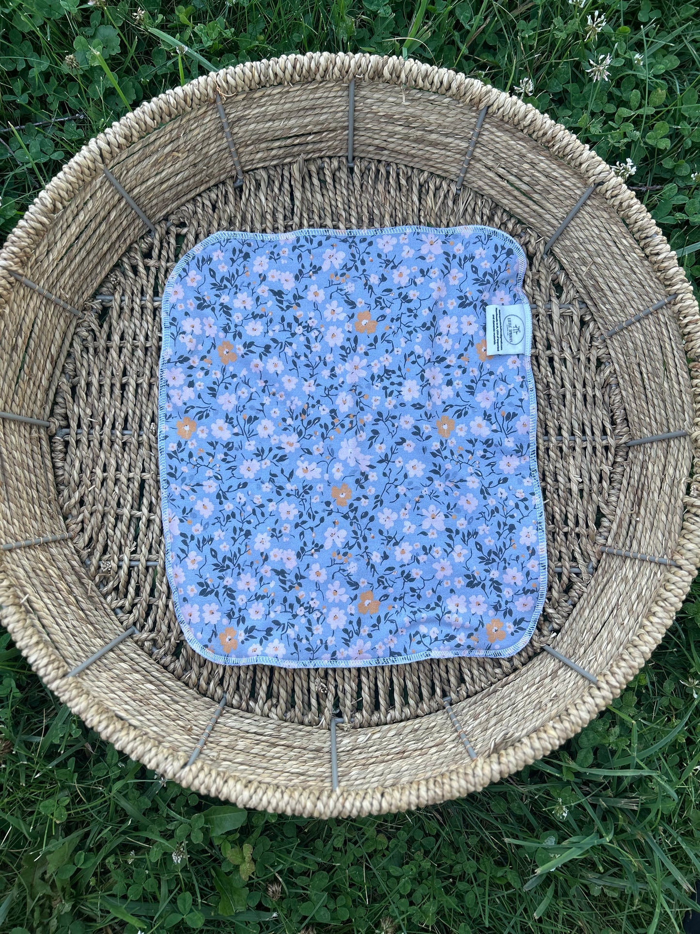Bamboo Hemp Trifold - Bluebell Bloom