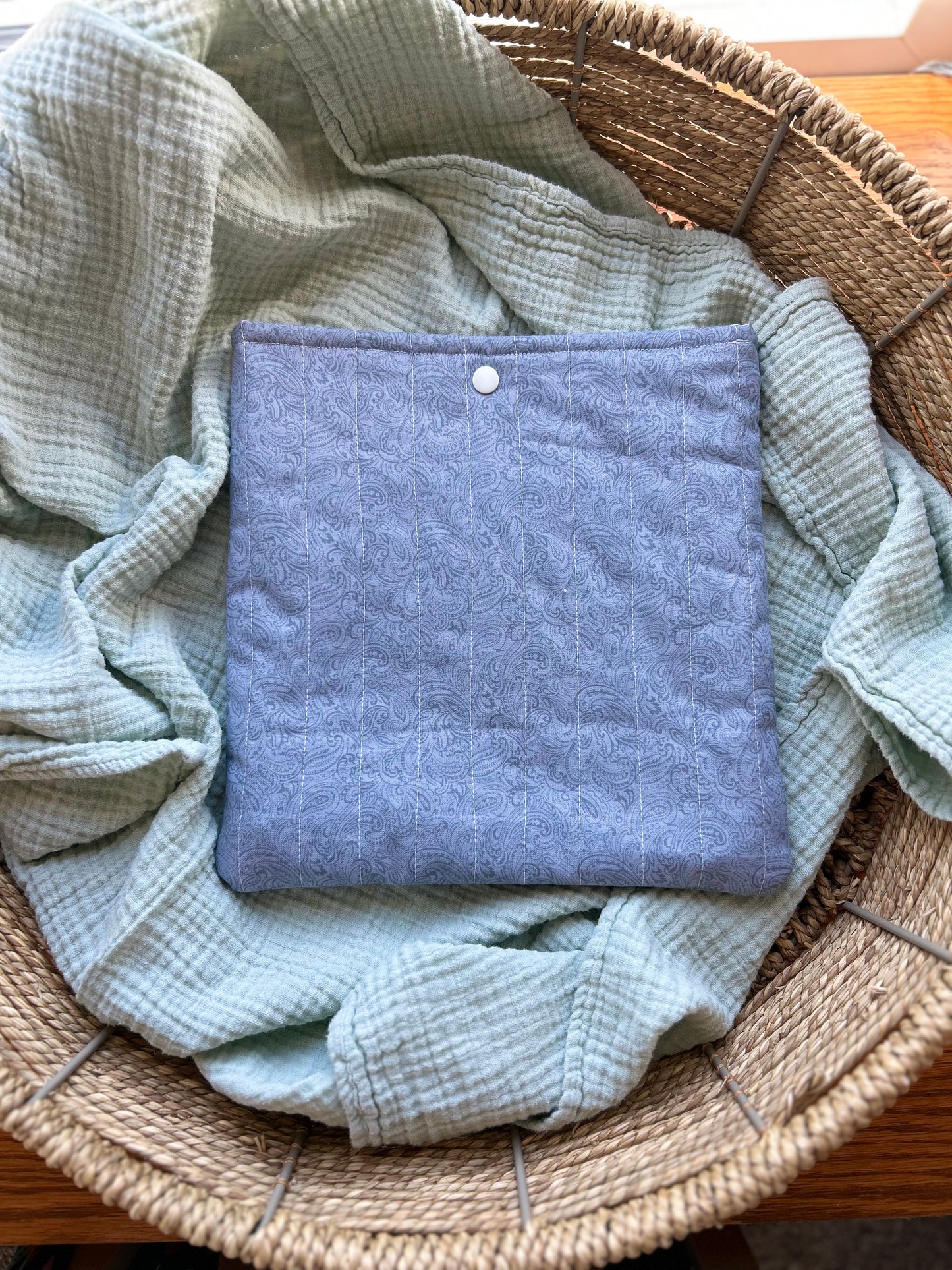 Book/Tablet Sleeve - Paisley