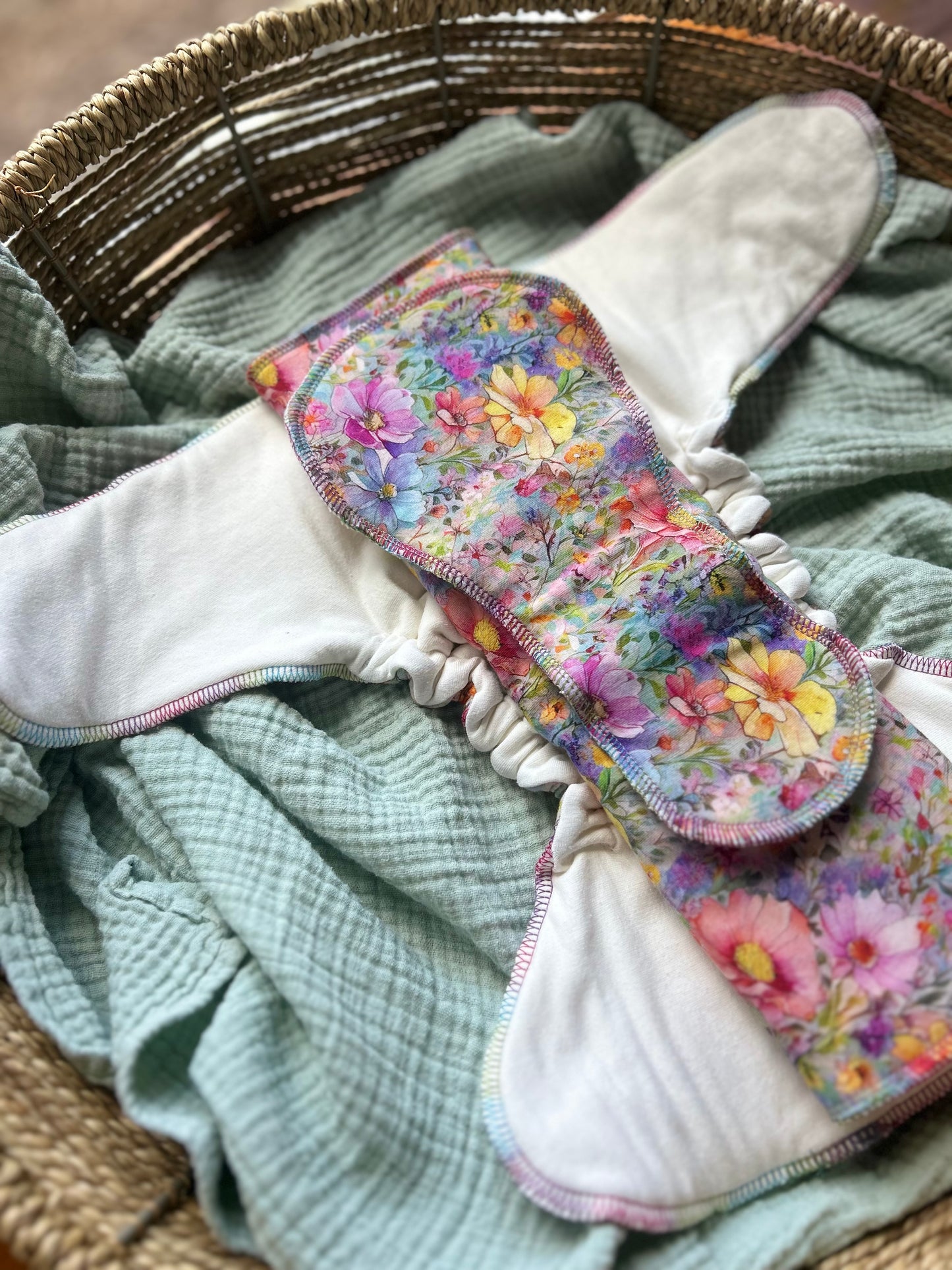 OS Snapless Comfort Fitted - Painted Petals