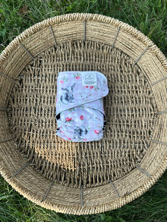 OS Serged Snapless Fitted - Gingham & Grazing