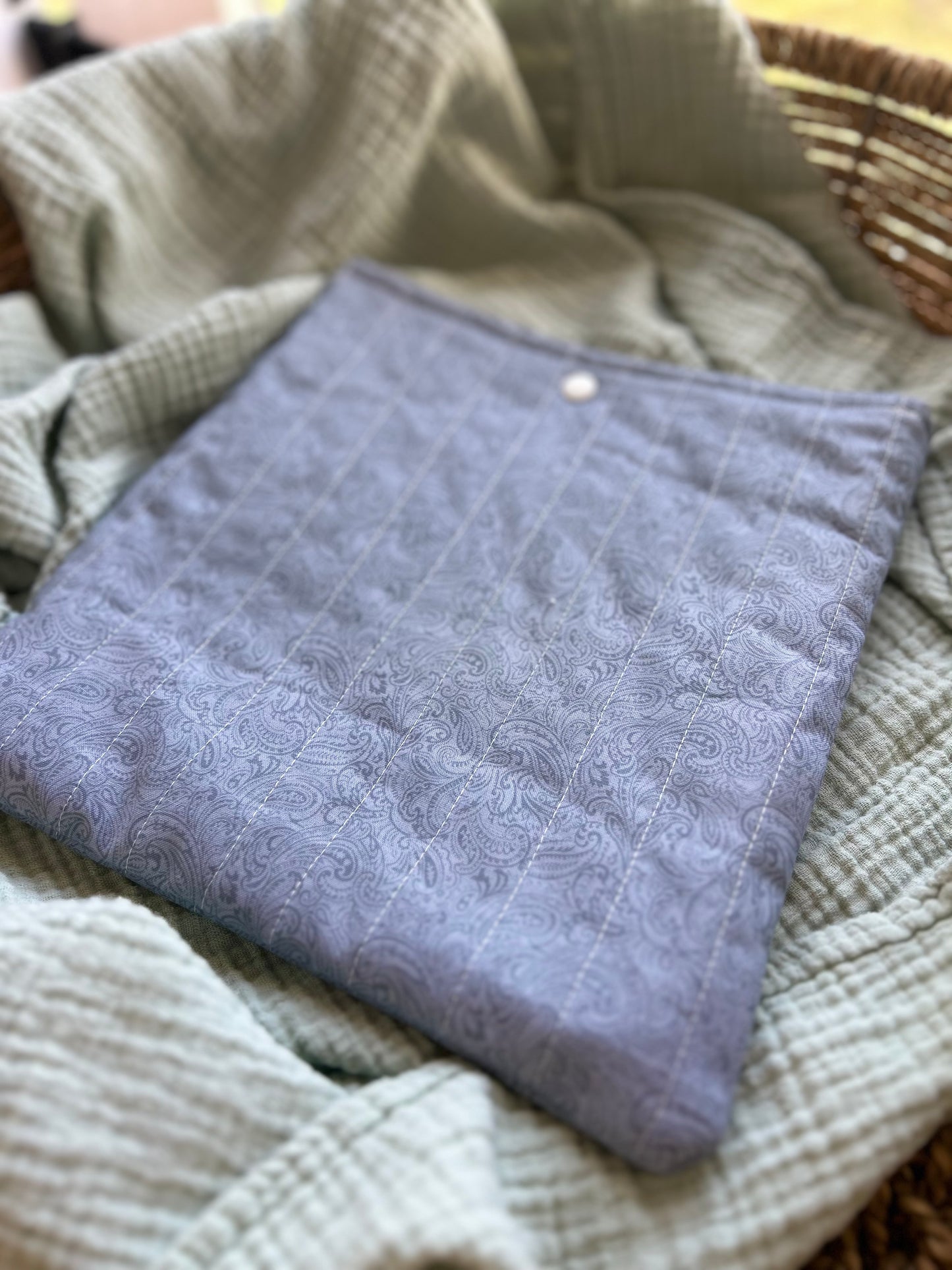 Book/Tablet Sleeve - Paisley