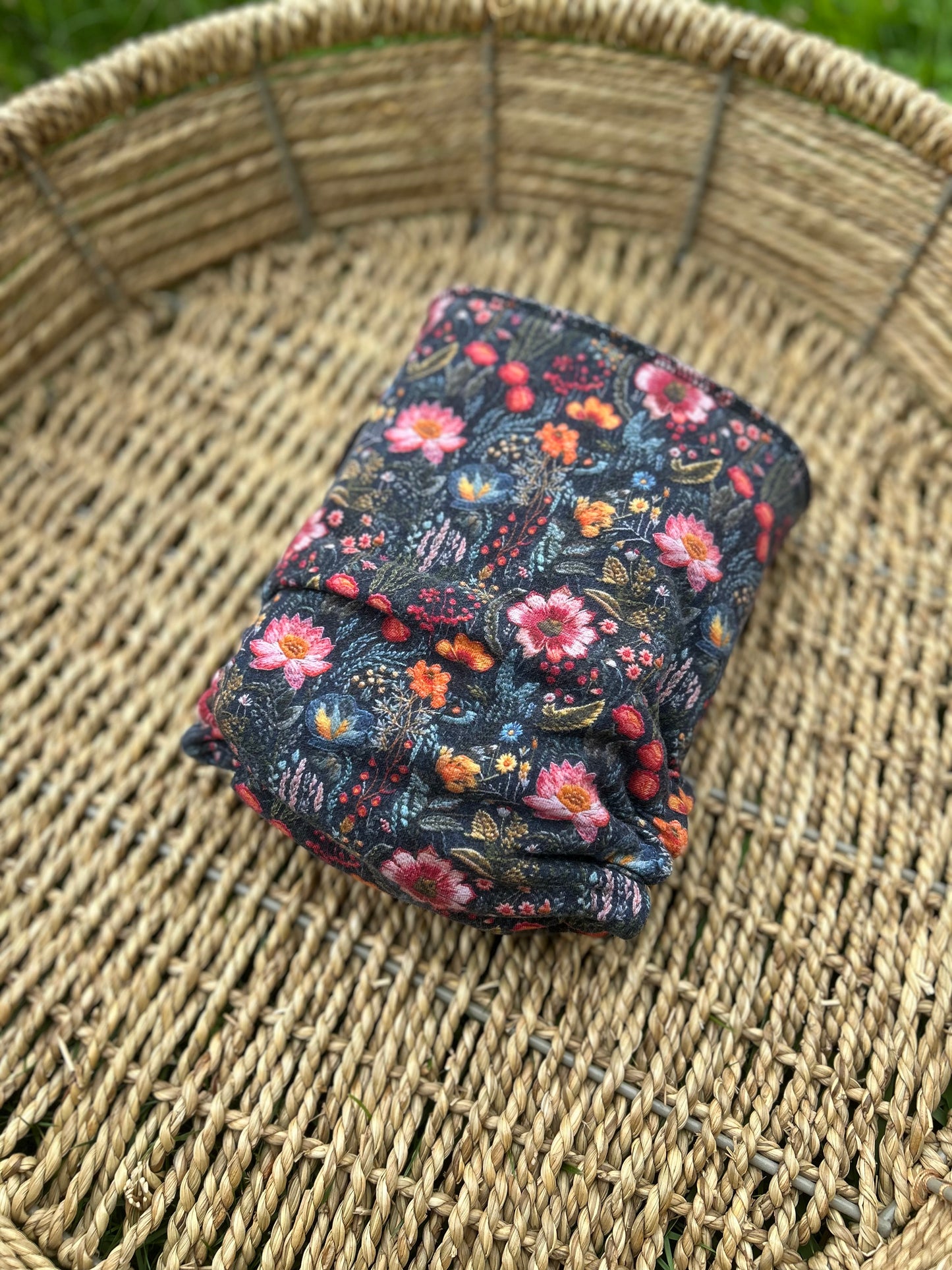 OS Comfort Snapless Fitted (LW)- Stitched in Bloom