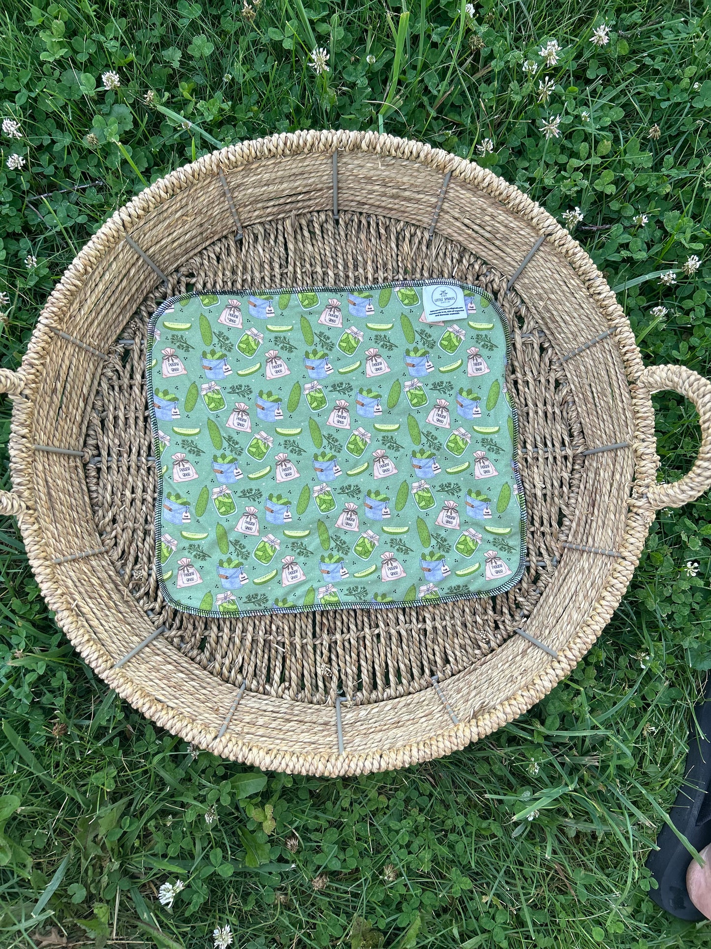 Bamboo Hemp Trifold - Kind of a Big Dill