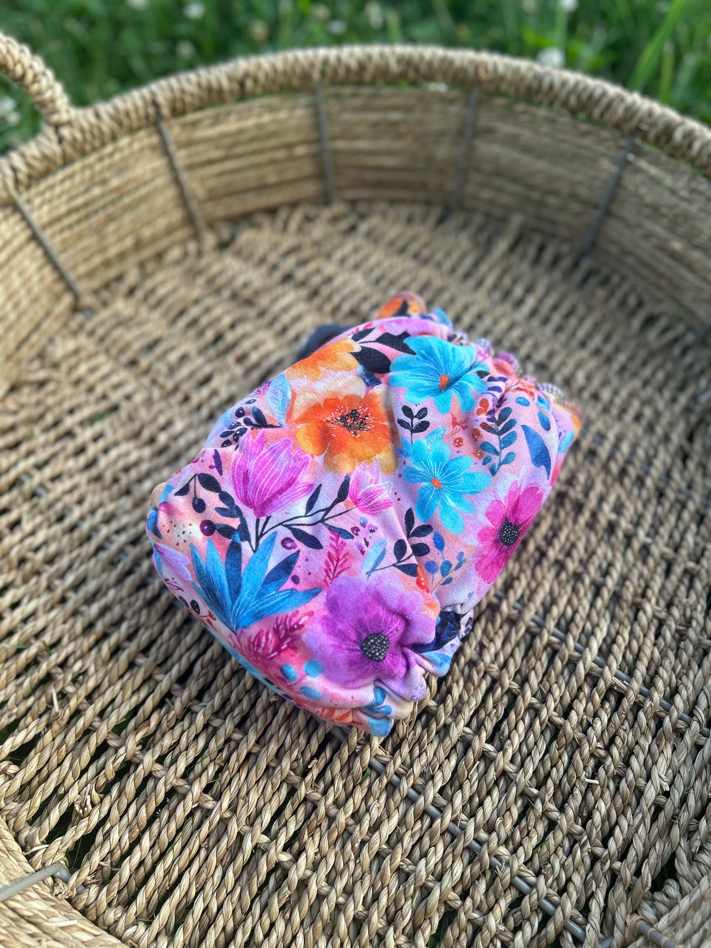 OS Snapless Fitted (LW) - Vivid Flora