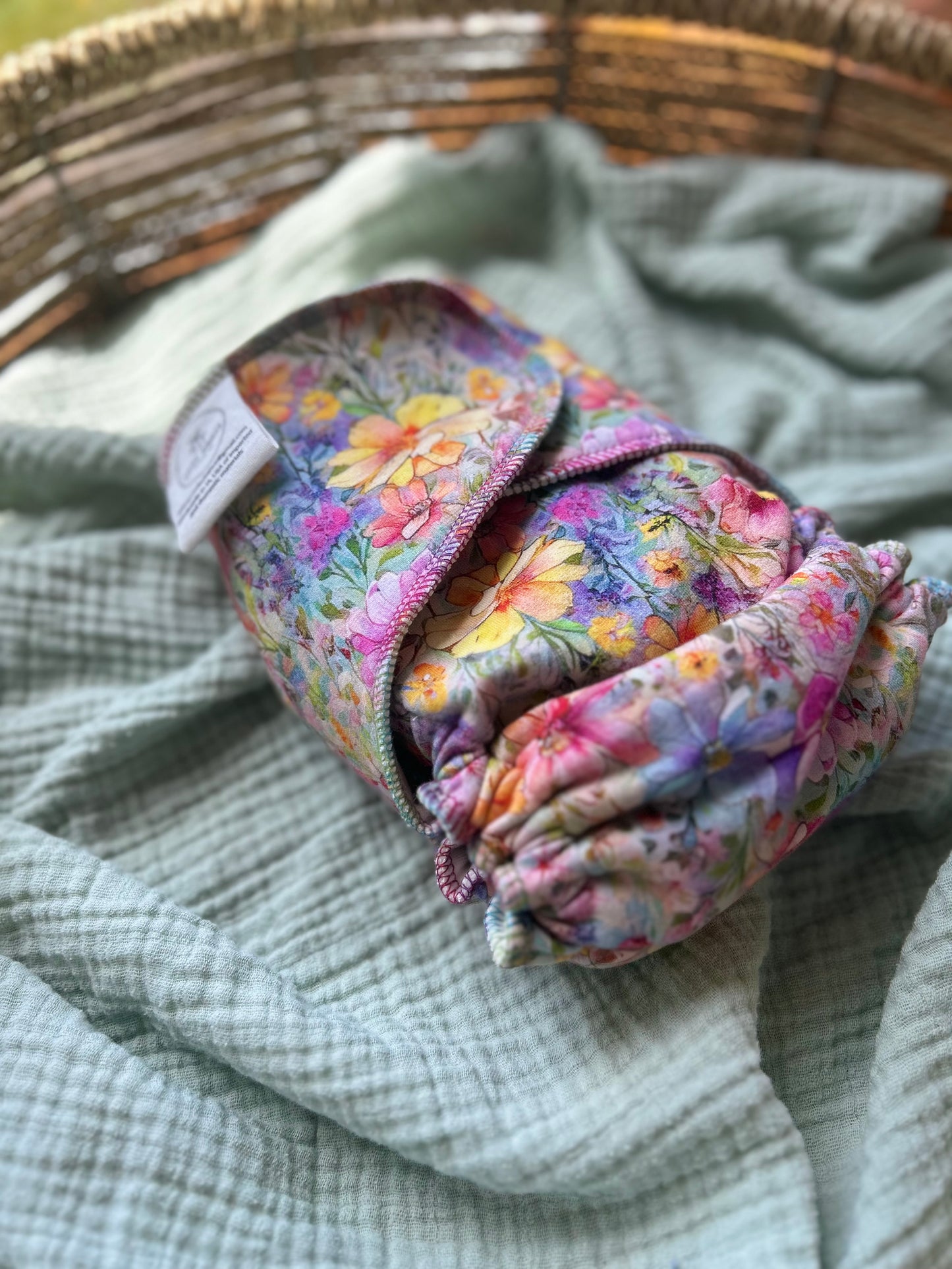 OS Snapless Serged Fitted - Painted Petals