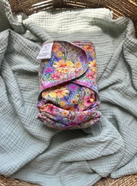 OS Snapless Serged Fitted - Painted Petals